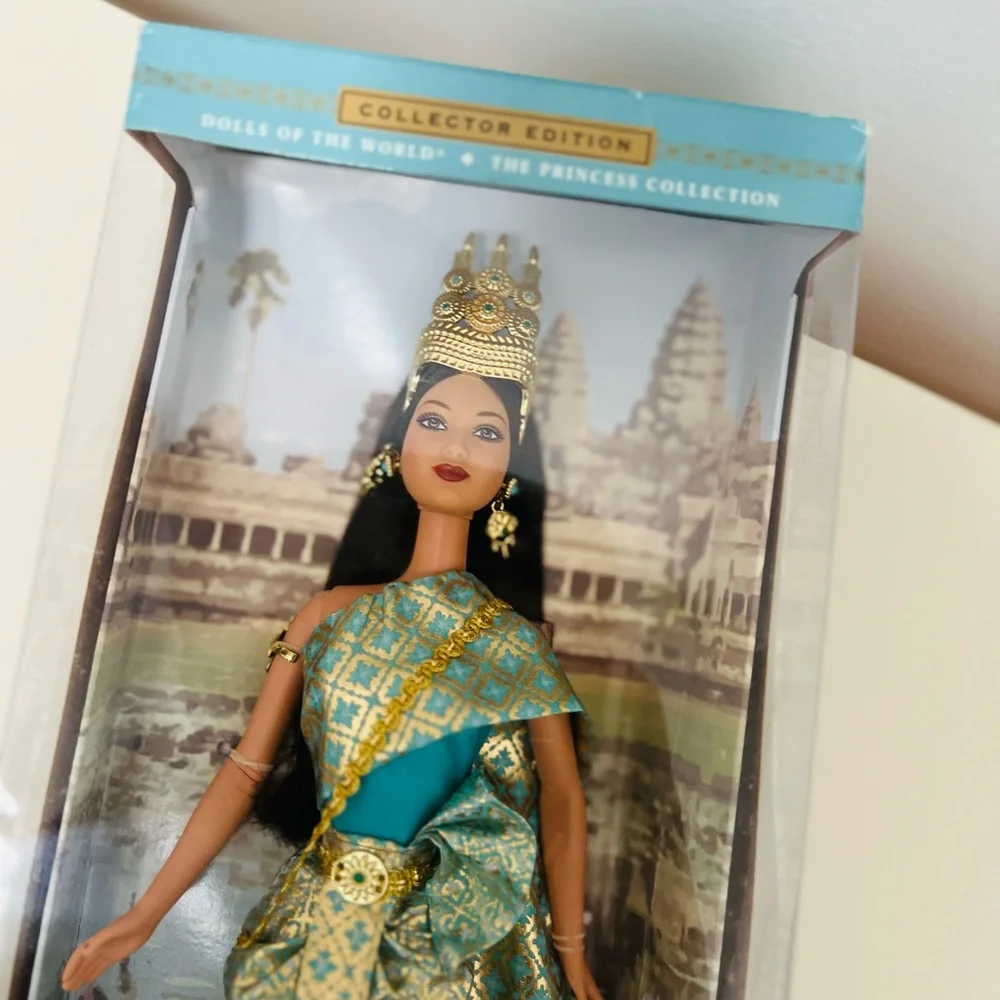 COLLECTOR’S BARBIE DOLLS OF THE WORLD PRINCESS‎ COLLECTION PRINCESS OF CAMBODIA - Picture 10 of 16